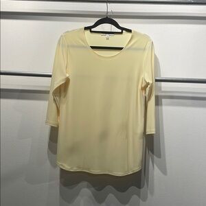 Sympli Lemon Chiffon go to T.